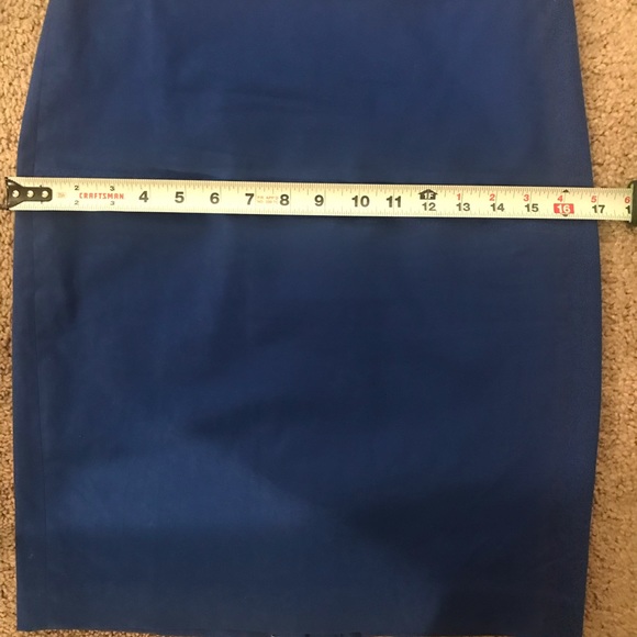 Royal blue pencil skirt with back zipper closure - Picture 4 of 6